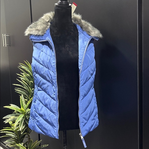 Talbots Down Filled Puffer Vest,removable faux fur collar,zipper pockets, warm - Picture 7 of 13